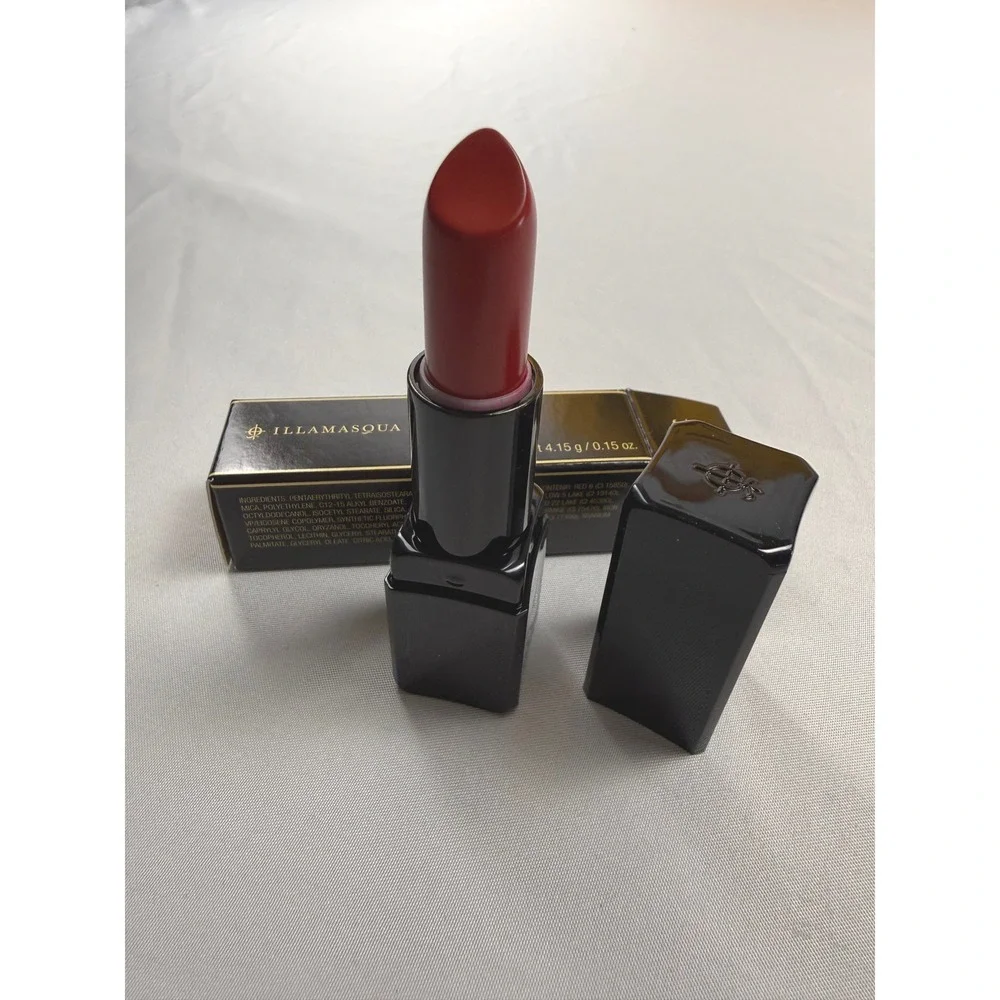 Illamasqua Antimatter Lipstick Midnight Semi-Matte Red 4.15g 0.15oz New in Box